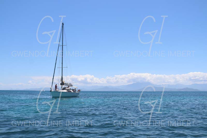 Voilier sur l'océan, Nouvelle-Calédonie